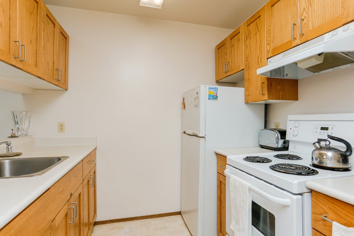 One Bedroom Suite Kitchen ex 2