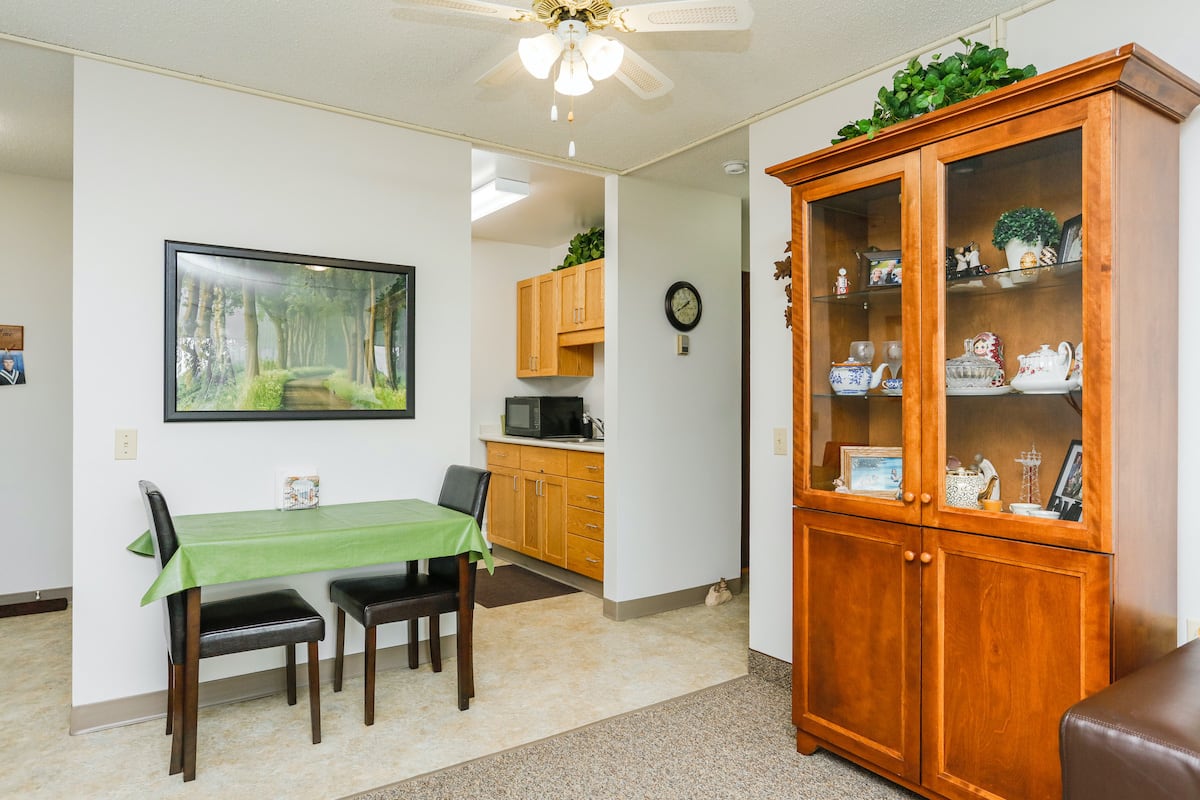 One Bedroom Suite Living Room ex 1