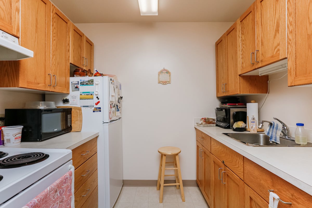 One bedroom suite (example 2) kitchen