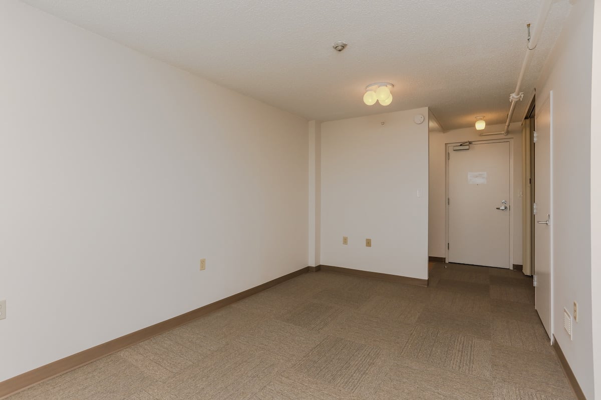 Bachelor Suite