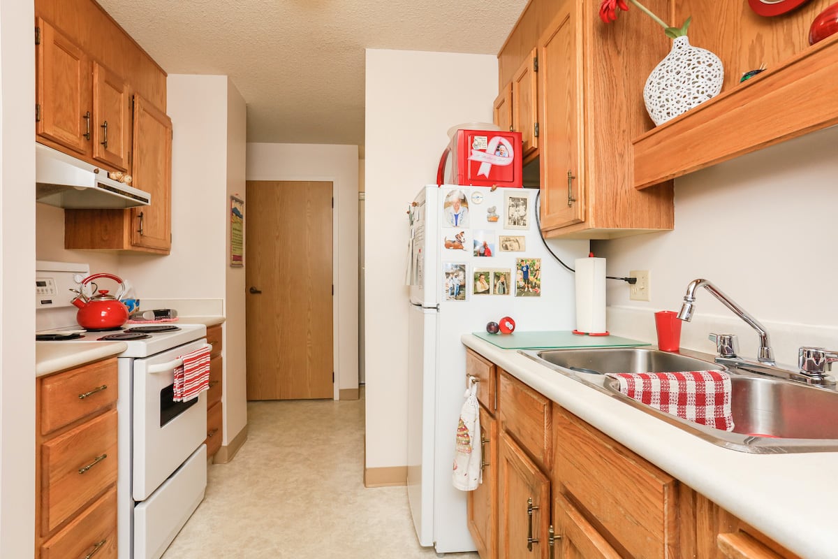 One Bedroom Suite Kitchen ex 1