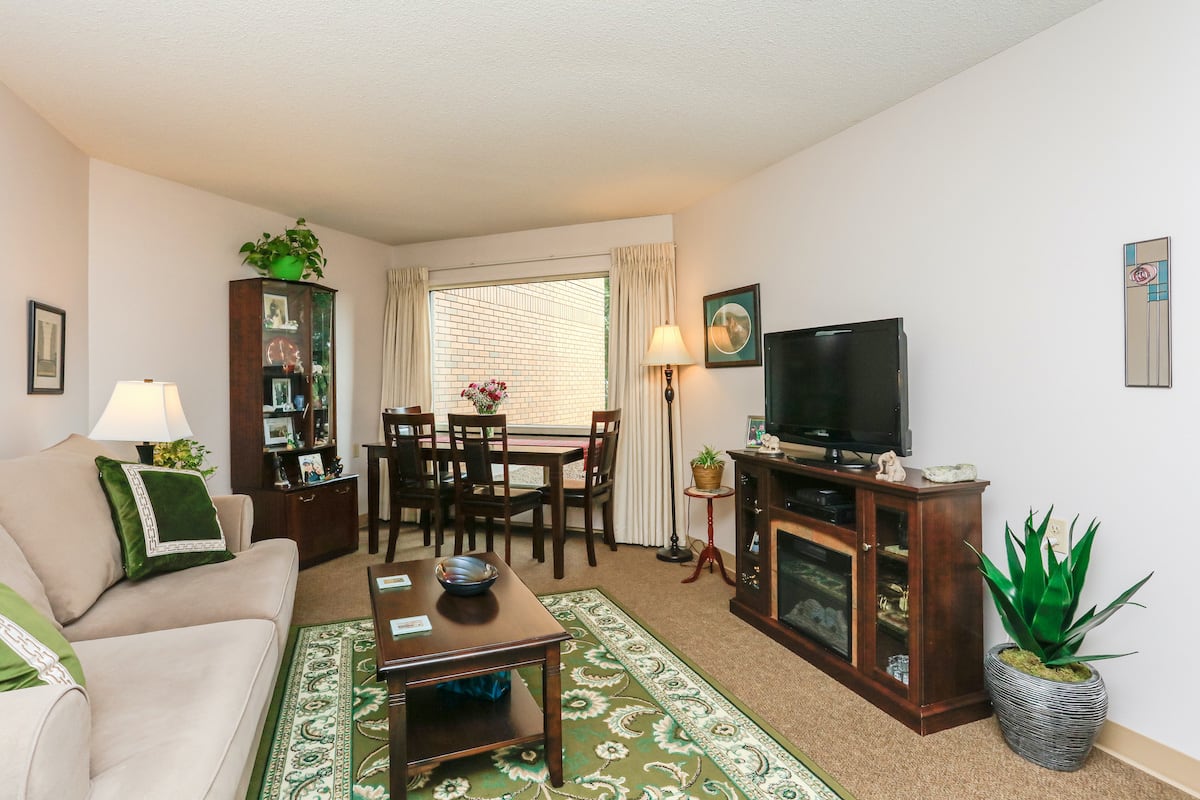 One Bedroom Suite Living Room ex 2