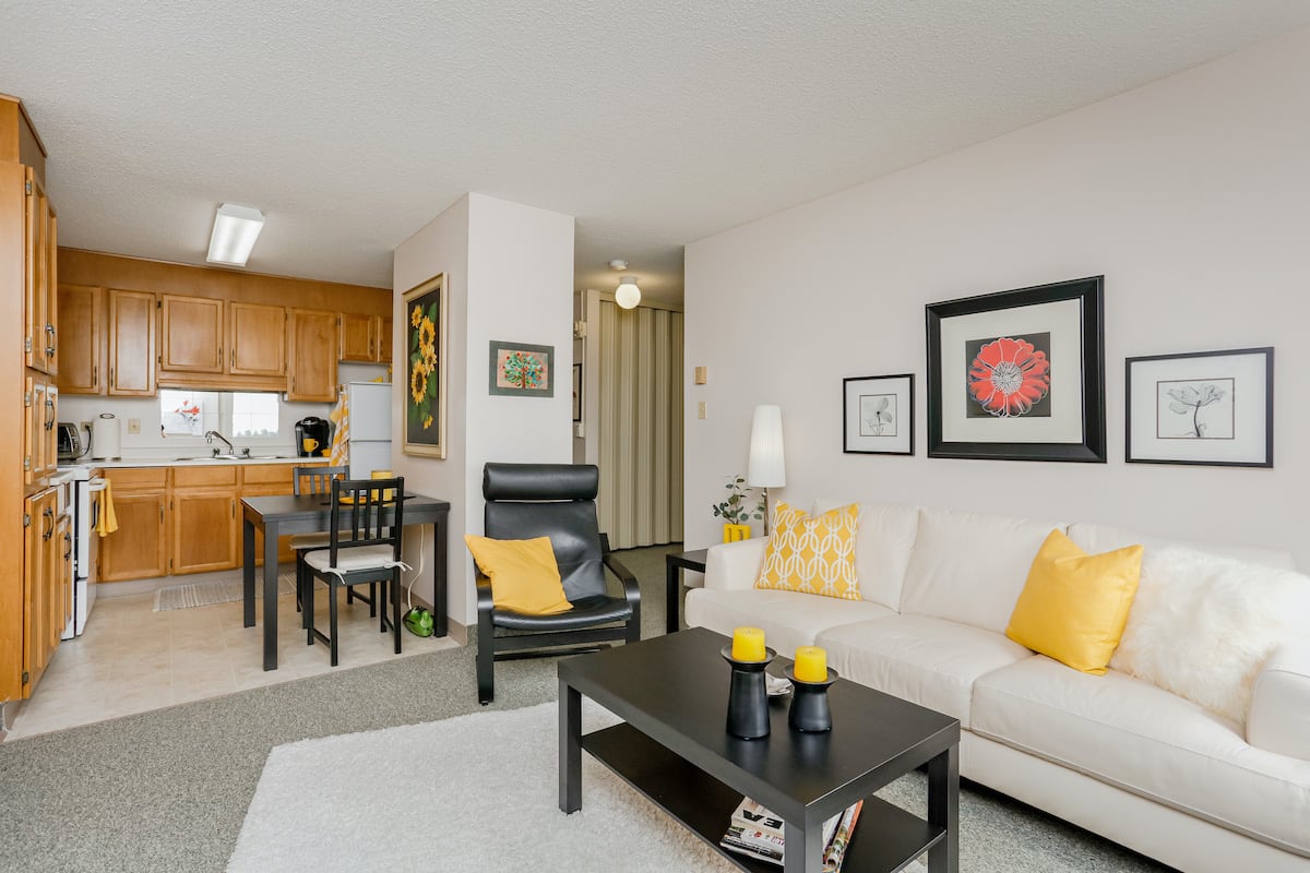 One Bedroom Suite Living Room ex 2