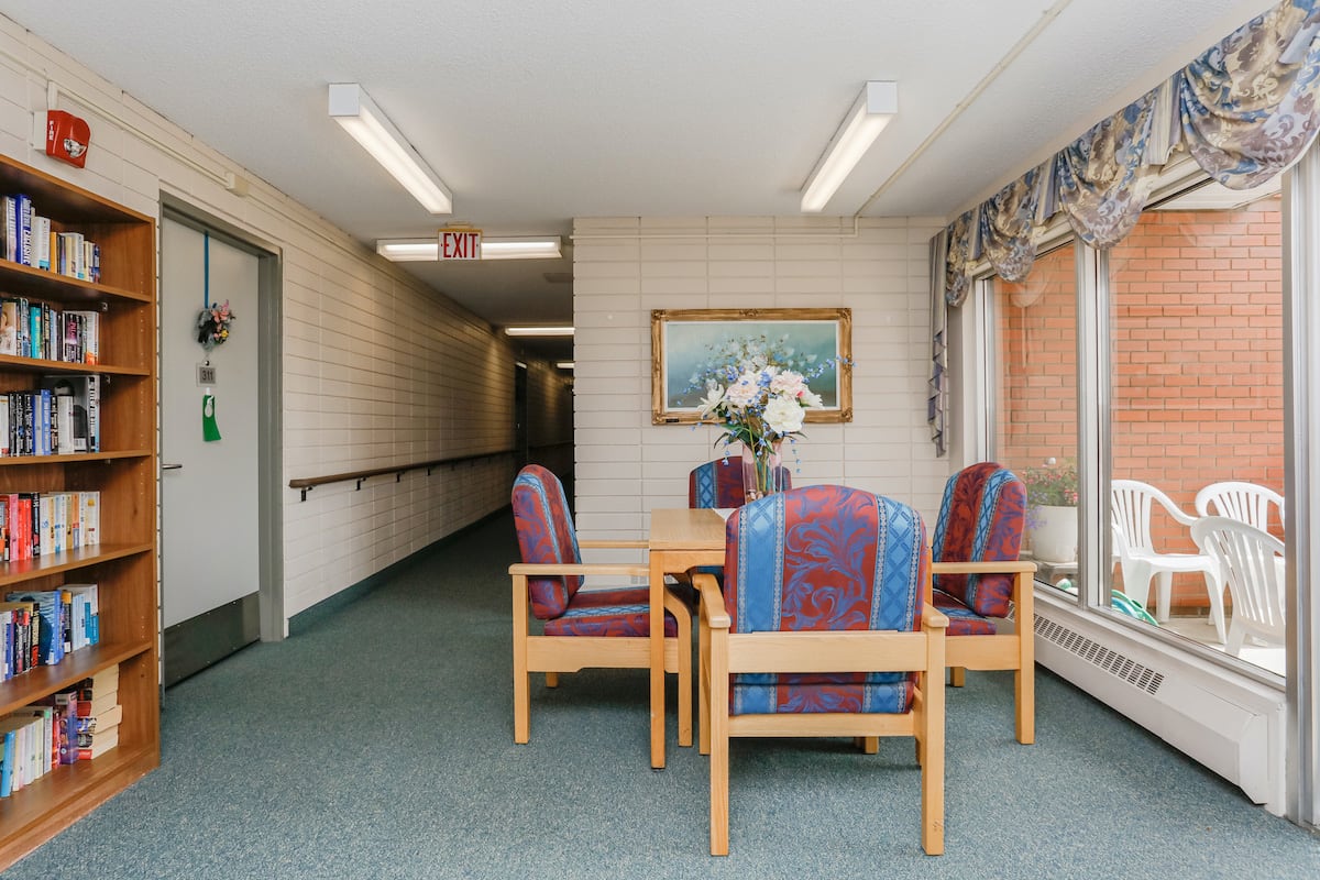 Sitting Area
